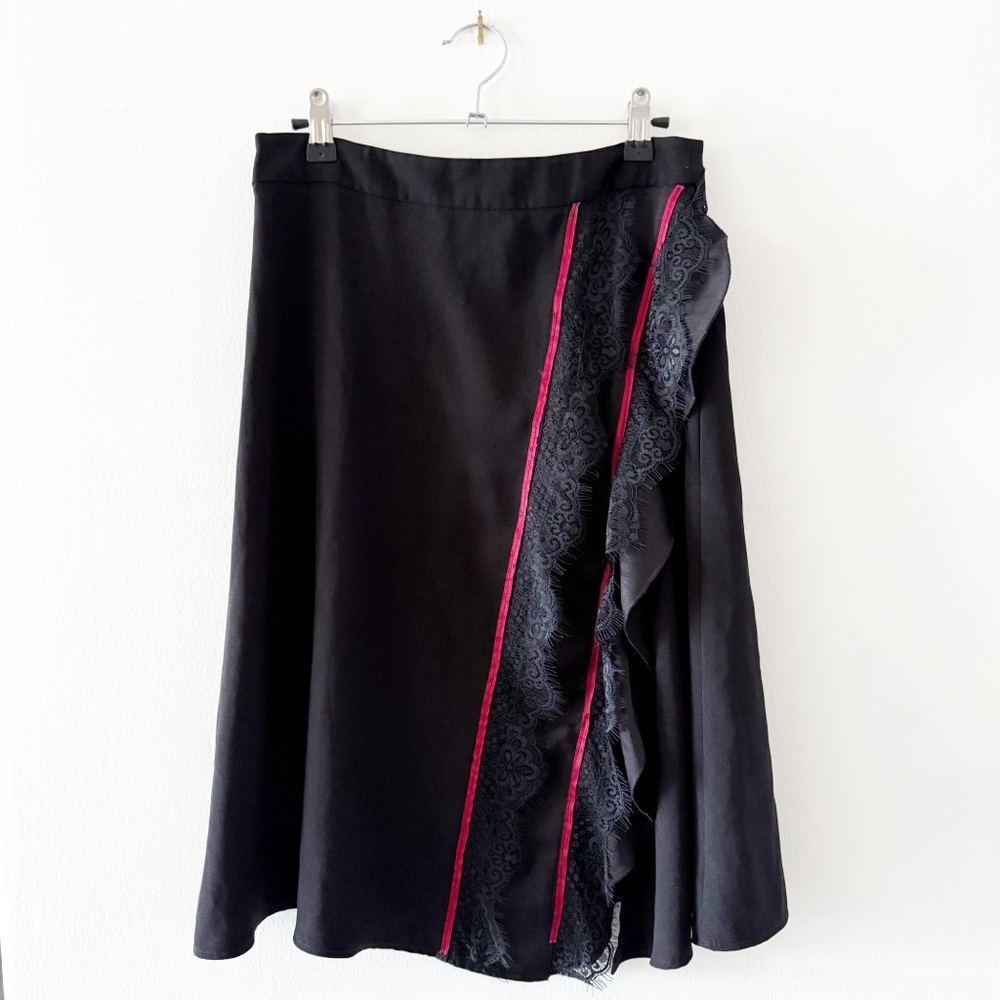 Vintage Donna Karan Black Lace Skirt with Red Trim Size 4